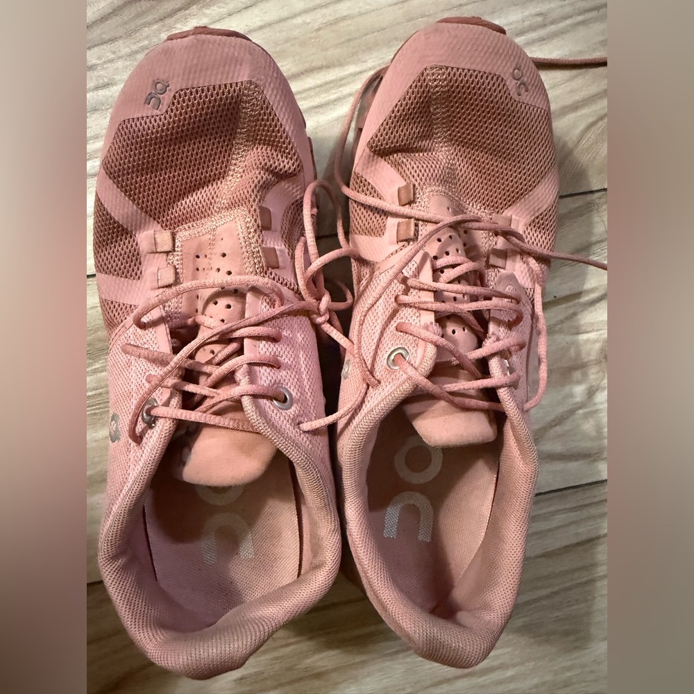 OC Women's Pink Athletic Shoes